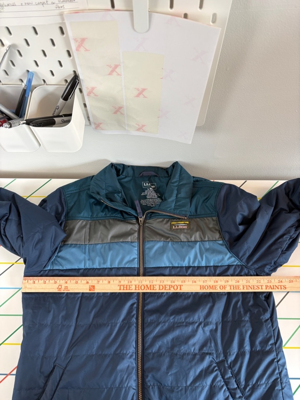 L.L. Bean Men's Mountain Classic Puffer Jacket Colorblock Navy Marine Blue Large - Picture 7 of 8